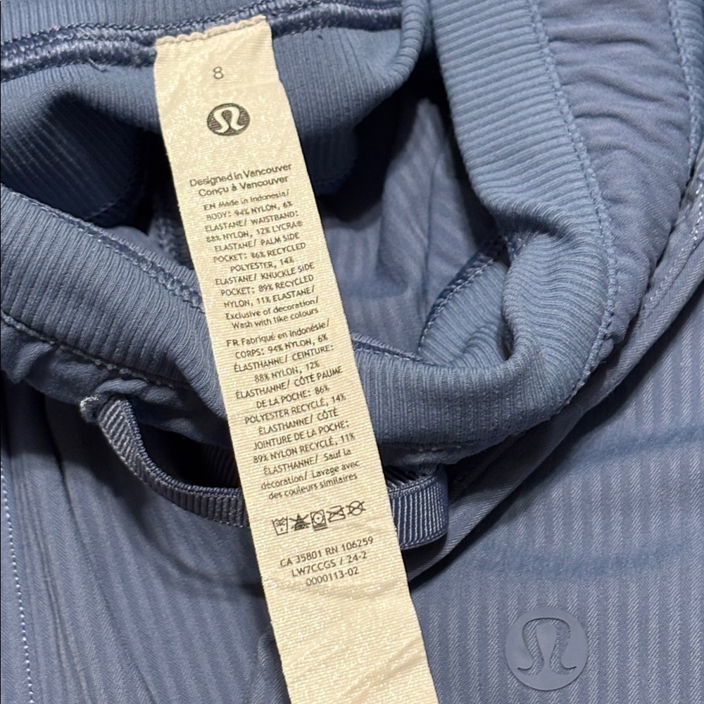 Lululemon Shorts Women’s Dance Studio HR Yoga Gym Oasis Blue Sports Nylon Size:8 - Picture 2 of 6